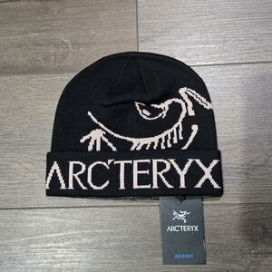 Arc'teryx Black and Pink Logo Beanie